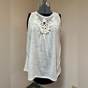 Women’s tank in beige with lace on front in size medium by Joe